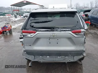 2020 Toyota RAV4 LE with VIN 2T3H1RFV9LW084522, listed as a IAAI auction lot 41544414 with 158,230 mi miles. Bid and sale history available at carsss.com. Image 19.