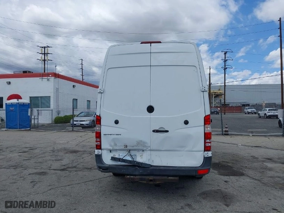 2014 Mercedes-Benz Sprinter Cargo Vans EXT with VIN WD3PE8DC3E5938341, listed as a IAAI auction lot 41920703 with 229,476 mi miles. Bid and sale history available at carsss.com. Image 16.