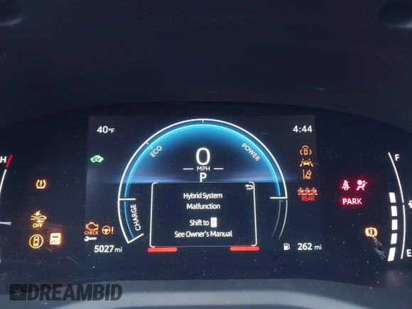 2025 Toyota Camry LE z VIN 4T1DAACK5SU523507, wystawiony jako IAAI lot #41389041 z przebiegiem 5 027 mil mil oraz . Historia ofert i sprzedaży dostępna na DreamBid. Obrazek 7.