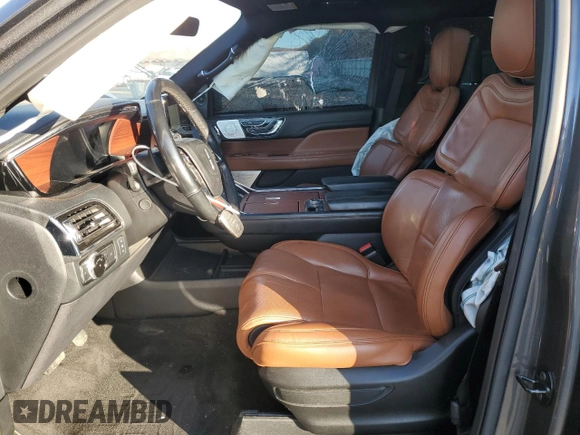 2018 Lincoln Navigator Reserve with VIN 5LMJJ2LT8JEL06413, listed as a Copart auction lot 43333595 with 38,147 mi miles and Salvage Title. Bid and sale history available at carsss.com. Image 7.