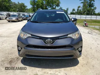 2018 Toyota RAV4 XLE with VIN 2T3WFREV2JW501793, listed as a Copart auction lot 52553015 with 67,918 mi miles and Salvage Title. Bid and sale history available at carsss.com. Image 5.