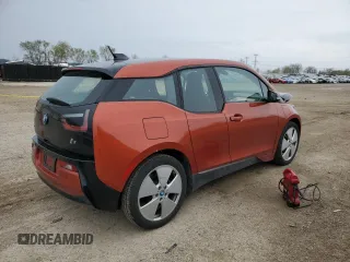 2015 BMW i3 z VIN WBY1Z4C56FV278503, wystawiony jako Copart lot #51533125 z przebiegiem 31 261 mil mil oraz Szkody całkowita. Historia ofert i sprzedaży dostępna na DreamBid. Obrazek 3.