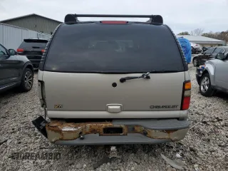 2004 Chevrolet Suburban Z71 with VIN 3GNFK16Z14G116946, listed as a Copart auction lot 80437924 with 319,240 mi miles and Non Repairable. Bid and sale history available at carsss.com. Image 6.