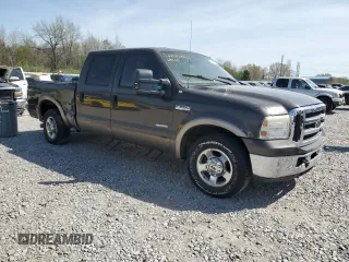 2006 Ford F-250 XL с VIN 1FTSW20P56EB68003, выставлен на аукционе Copart как лот 50697015 с пробегом 203 006 миль миль и Списание • Salvage title. История ставок и продаж доступна на DreamBid. Изображение 4.