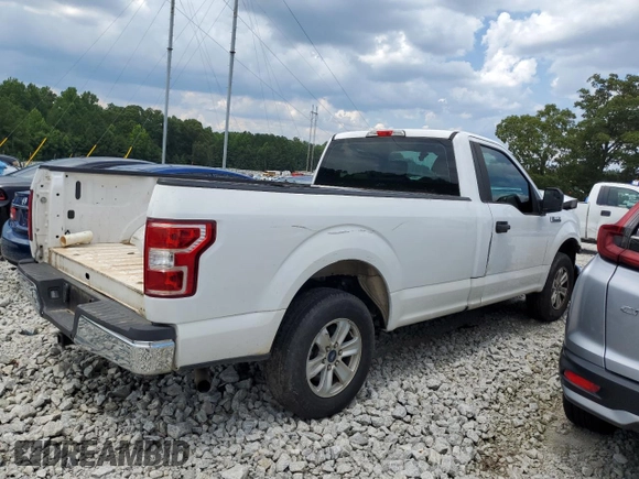 2018 Ford F-150 XL с VIN 1FTMF1CBXJKF62402, выставлен на аукционе Copart как лот 63579525 с пробегом 54 987 миль миль и Списание • Salvage title. История ставок и продаж доступна на DreamBid. Изображение 3.