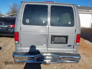 2012 Ford Econoline Passenger XL с VIN 1FBSS3BL1CDA76758, выставлен на аукционе IAAI как лот 41648496 с пробегом 278 048 миль миль и . История ставок и продаж доступна на DreamBid. Изображение 17.