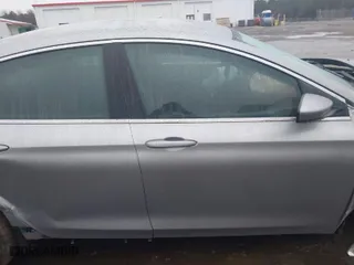 2015 Chrysler 200 Limited with VIN 1C3CCCAB8FN693213, listed as a IAAI auction lot 41539198 with 183,820 mi miles. Bid and sale history available at carsss.com. Image 14.