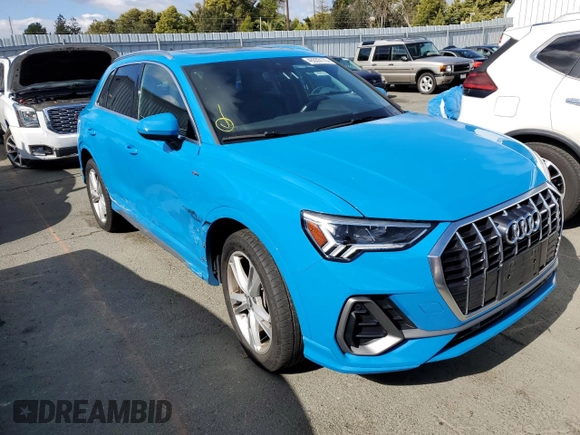 2019 Audi Q3 S line Premium Plus with VIN WA1EECF37K1064912, listed as a Copart auction lot 45035173 with 22,442 mi miles. Bid and sale history available at carsss.com. Image 4.