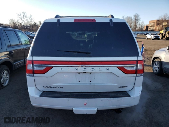 2016 Lincoln Navigator Reserve with VIN 5LMJJ2LT1GEL00395, listed as a Copart auction lot 46605355 with 68,905 mi miles and Salvage title. Bid and sale history available at DreamBid. Image 6.