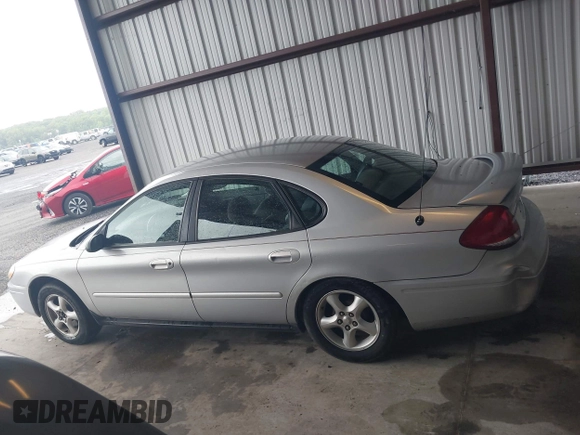2006 Ford Taurus SE z VIN 1FAFP53U76A195301, wystawiony jako IAAI lot #42180556 z przebiegiem 180 599 mil mil oraz . Historia ofert i sprzedaży dostępna na DreamBid. Obrazek 14.