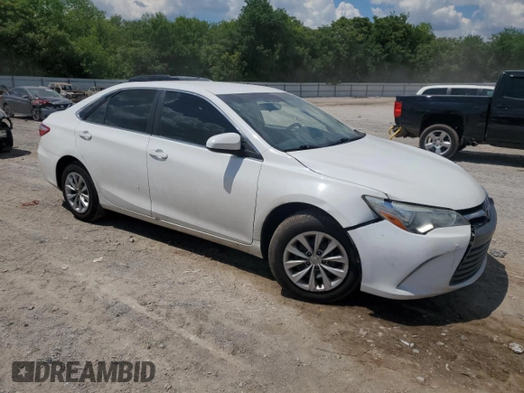 2015 Toyota Camry XLE z VIN 4T4BF1FK7FR480451, wystawiony jako Copart lot #56306545 z przebiegiem 175 173 mil mil oraz Szkoda całkowita • Salvage title. Historia ofert i sprzedaży dostępna na DreamBid. Obrazek 4.