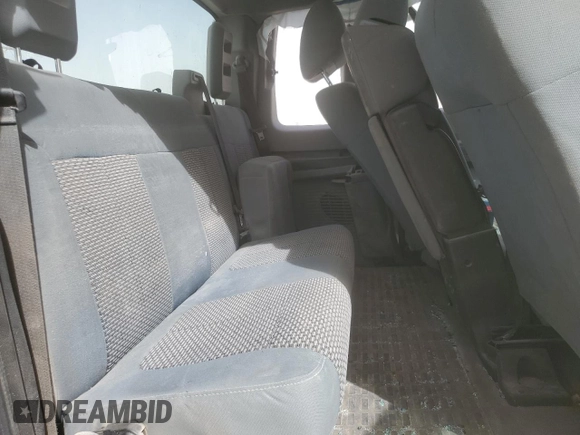 2013 Ford F-250 XL with VIN 1FT7X2A62DEA31915, listed as a Copart auction lot 49045195 with 255,173 mi miles and Salvage title. Bid and sale history available at DreamBid. Image 10.