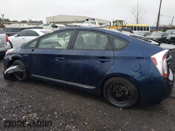 2013 Toyota Prius One with VIN JTDKN3DU4D1642620, listed as a IAAI auction lot 41950146 with Not Provided miles and . Bid and sale history available at DreamBid. Image 3.