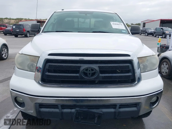2011 Toyota Tundra 4WD Truck with VIN 5TFUW5F18BX188306, listed as a IAAI auction lot 41898176 with 221,744 mi miles. Bid and sale history available at carsss.com. Image 12.