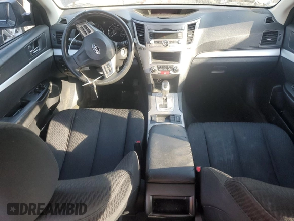 2012 Subaru Legacy 2.5i z VIN 4S3BMBA65C3029699, wystawiony jako Copart lot #43808385 z przebiegiem 293 518 mil mil oraz Nie do naprawy • Non repairable. Historia ofert i sprzedaży dostępna na DreamBid. Obrazek 8.