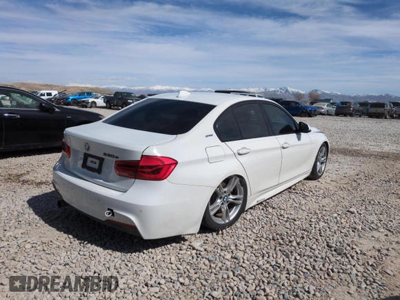 2018 BMW 3 Series 330e iPerformance with VIN WBA8E1C59JA756629, listed as a Copart auction lot 49061185 with 82,420 mi miles and Salvage Title. Bid and sale history available at carsss.com. Image 3.