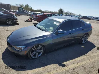 2018 BMW 3 Series 330i xDrive with VIN WBA8D9G52JNU68522, listed as a Copart auction lot 50218695 with 84,972 mi miles and Salvage Title. Bid and sale history available at carsss.com. Image 1.