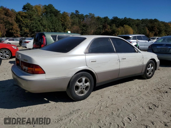 1998 Lexus ES 300 Luxury Sport Sdn with VIN JT8BF28G2W0108194, listed as a Copart auction lot 76390234 with 201,637 mi miles and Salvage Title. Bid and sale history available at carsss.com. Image 3.