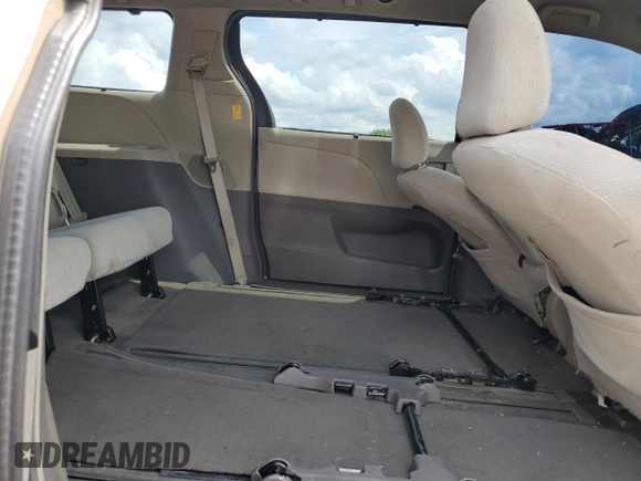 2014 Toyota Sienna LE AAS with VIN 5TDKK3DC4ES412399, listed as a Copart auction lot 65276625 with 264,283 mi miles and Clean title. Bid and sale history available at DreamBid. Image 11.