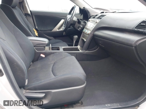 2008 Toyota Camry LE with VIN 4T1BK46K78U560505, listed as a IAAI auction lot 41473270 with 302,991 mi miles. Bid and sale history available at carsss.com. Image 5.