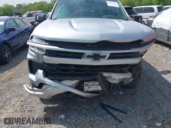 2022 Chevrolet Silverado 1500 RST with VIN 1GCUDEED9NZ531800, listed as a IAAI auction lot 42092105 with 82,853 mi miles and . Bid and sale history available at DreamBid. Image 6.