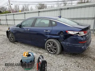 2020 Kia Optima LX z VIN 5XXGT4L39LG414013, wystawiony jako Copart lot #52505515 z przebiegiem 129 719 mil mil oraz Szkoda całkowita • Salvage title. Historia ofert i sprzedaży dostępna na DreamBid. Obrazek 2.