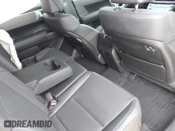 2024 Hyundai Santa Fe XRT z VIN 5NMP3DGL5RH054789, wystawiony jako IAAI lot #42057333 z przebiegiem 14 403 mil mil oraz . Historia ofert i sprzedaży dostępna na DreamBid. Obrazek 8.