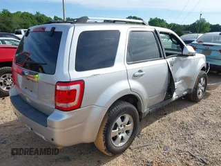 2010 Ford Escape Limited с VIN 1FMCU0E72AKB50605, выставлен на аукционе IAAI как лот 42291354 с пробегом 138 643 миль миль и . История ставок и продаж доступна на DreamBid. Изображение 4.