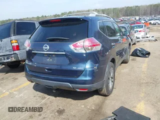 2015 Nissan Rogue SV with VIN 5N1AT2MV2FC795908, listed as a IAAI auction lot 41804631 with 136,453 mi miles. Bid and sale history available at carsss.com. Image 4.