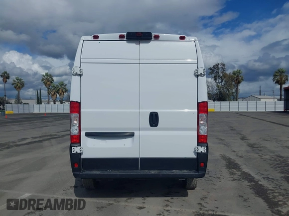 2019 Ram ProMaster Cargo with VIN 3C6TRVCGXKE562904, listed as a IAAI auction lot 41675682 with 217,885 mi miles and . Bid and sale history available at DreamBid. Image 16.