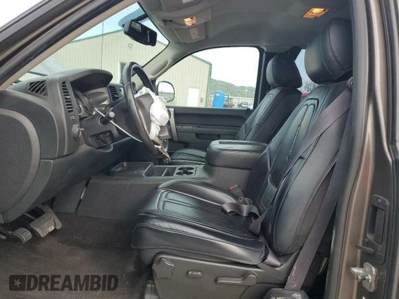 2011 Chevrolet Silverado 1500 LT with VIN 1GCRCSE0XBZ312148, listed as a Copart auction lot 51100515 with 203,183 mi miles and Salvage Title. Bid and sale history available at DreamBid. Image 7.