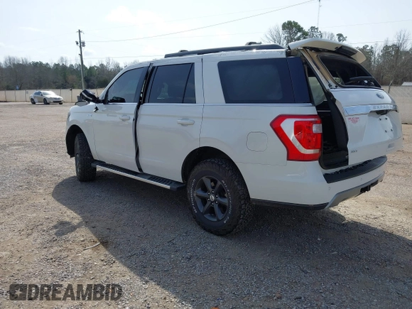2021 Ford Expedition XLT with VIN 1FMJU1JT3MEA73083, listed as a IAAI auction lot 41770937 with 40,588 mi miles and . Bid and sale history available at DreamBid. Image 3.