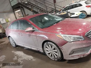 2015 Hyundai Sonata 2.4L Sport with VIN 5NPE34AF8FH070929, listed as a IAAI auction lot 41631436 with 106,732 mi miles. Bid and sale history available at carsss.com. Image 13.