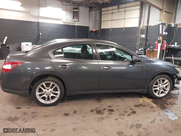 2009 Nissan Maxima 3.5 SV with VIN 1N4AA51E09C821755, listed as a IAAI auction lot 42016487 with 118,459 mi miles. Bid and sale history available at carsss.com. Image 13.