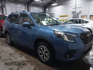 2024 Subaru Forester Premium with VIN JF2SKACC1RH515717, listed as a IAAI auction lot 41454827 with 6,391 mi miles. Bid and sale history available at carsss.com. Image 1.