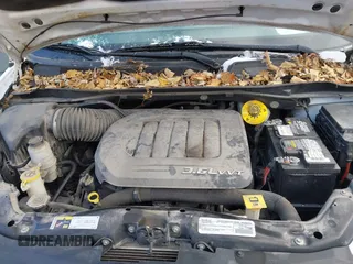 2015 Chrysler Town & Country LX with VIN 2C4RC1AG0FR676463, listed as a IAAI auction lot 41269495 with 83,020 mi miles and . Bid and sale history available at carsss.com. Image 10.