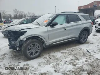 2025 Ford Explorer Active with VIN 1FMUK8DH2SGA68901, listed as a Copart auction lot 41738405 with 0 mi miles and Salvage Title. Bid and sale history available at carsss.com. Image 1.