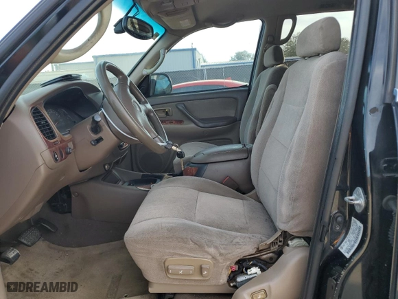 2001 Toyota Sequoia SR5 with VIN 5TDZT34A91S012133, listed as a Copart auction lot 43316145 with 234,638 mi miles and Clean Title. Bid and sale history available at carsss.com. Image 7.