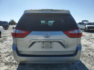 2019 Toyota Sienna XLE Auto Access Seat with VIN 5TDYZ3DC1KS987903, listed as a Copart auction lot 45039385 with 72,017 mi miles and Salvage Title. Bid and sale history available at carsss.com. Image 6.