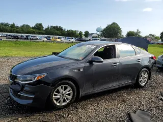 2017 Kia Optima LX with VIN 5XXGT4L37HG175925, listed as a Copart auction lot 61882943 with 104,305 mi miles and Salvage Title. Bid and sale history available at carsss.com. Image 1.