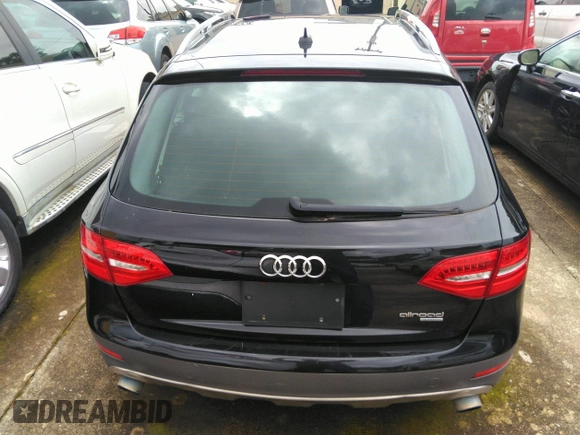 2013 Audi allroad A4 Premium z VIN WA19FAFL9DA220535, wystawiony jako IAAI lot #42367654 z przebiegiem 174 896 mil mil oraz . Historia ofert i sprzedaży dostępna na DreamBid. Obrazek 16.
