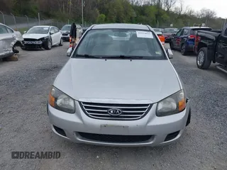 2009 Kia Spectra EX with VIN KNAFE221095622351, listed as a IAAI auction lot 41929653 with 178,034 mi miles. Bid and sale history available at carsss.com. Image 12.