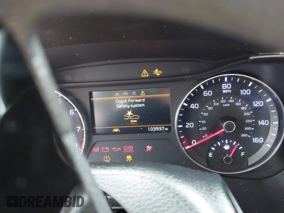 2023 Kia Forte LXS z VIN 3KPF24AD7PE686469, wystawiony jako IAAI lot #42112744 z przebiegiem 103 937 mil mil oraz . Historia ofert i sprzedaży dostępna na DreamBid. Obrazek 7.