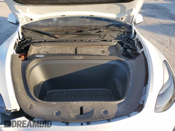 2022 Tesla Model Y Performance with VIN 7SAYGDEF8NF494770, listed as a Copart auction lot 42031405 with 28,724 mi miles and Salvage Title. Bid and sale history available at DreamBid. Image 11.