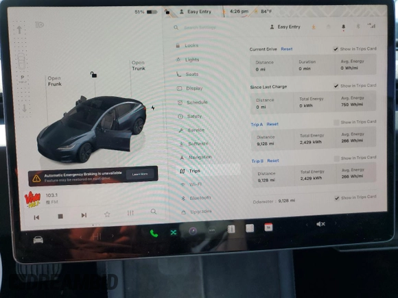 2024 Tesla Model 3 z VIN 5YJ3E1EA1RF736188, wystawiony jako Copart lot #57891625 z przebiegiem 9128 mil mil oraz Szkody całkowita. Historia ofert i sprzedaży dostępna na DreamBid. Obrazek 9.