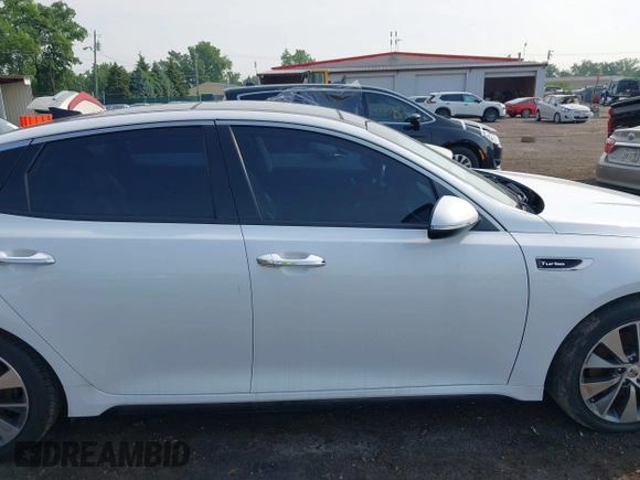 2016 Kia Optima SX Turbo с VIN 5XXGW4L28GG077953, выставлен на аукционе IAAI как лот 42498707 с пробегом 100 000 миль миль и . История ставок и продаж доступна на DreamBid. Изображение 13.
