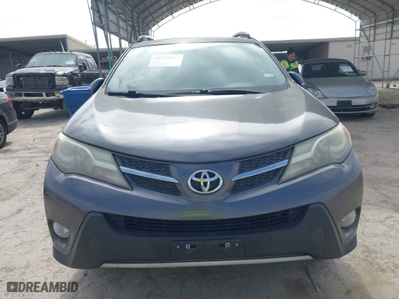 2013 Toyota RAV4 XLE with VIN 2T3WFREV2DW040132, listed as a IAAI auction lot 41750921 with 183,419 mi miles. Bid and sale history available at carsss.com. Image 13.