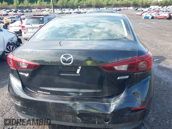 2017 Mazda 3 Touring z VIN 3MZBN1V74HM128575, wystawiony jako IAAI lot #42731487 z przebiegiem 136 553 mil mil oraz . Historia ofert i sprzedaży dostępna na DreamBid. Obrazek 6.