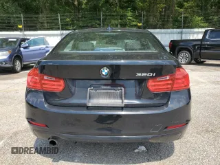 2014 BMW 3 Series 320i z VIN WBA3B1C53EPV79789, wystawiony jako Copart lot #61179845 z przebiegiem 212 147 mil mil oraz Szkoda całkowita • Salvage title. Historia ofert i sprzedaży dostępna na DreamBid. Obrazek 6.