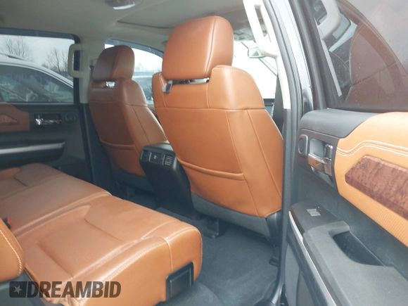 2015 Toyota Tundra 4WD Truck Platinum with VIN 5TFAW5F16FX432205, listed as a IAAI auction lot 42051601 with 121,996 mi miles. Bid and sale history available at carsss.com. Image 8.